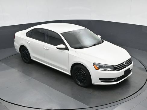 Used 2012 Volkswagen Passat 2.5 S FWD image 50