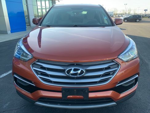 Used 2017 Hyundai Santa Fe Sport image 2