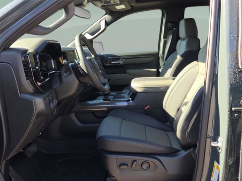 New 2025 Chevrolet Silverado 1500 ZR2 image 11