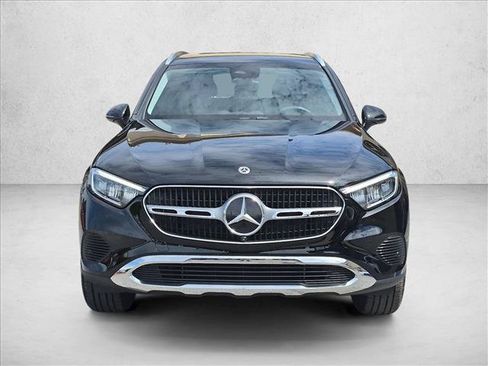 Certified 2025 Mercedes-Benz GLC 350e 4MATIC image 2