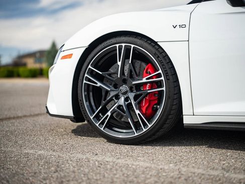 Used 2020 Audi R8 V10 performance image 24
