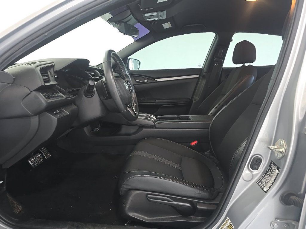Used 2021 Honda Civic Sport image 5