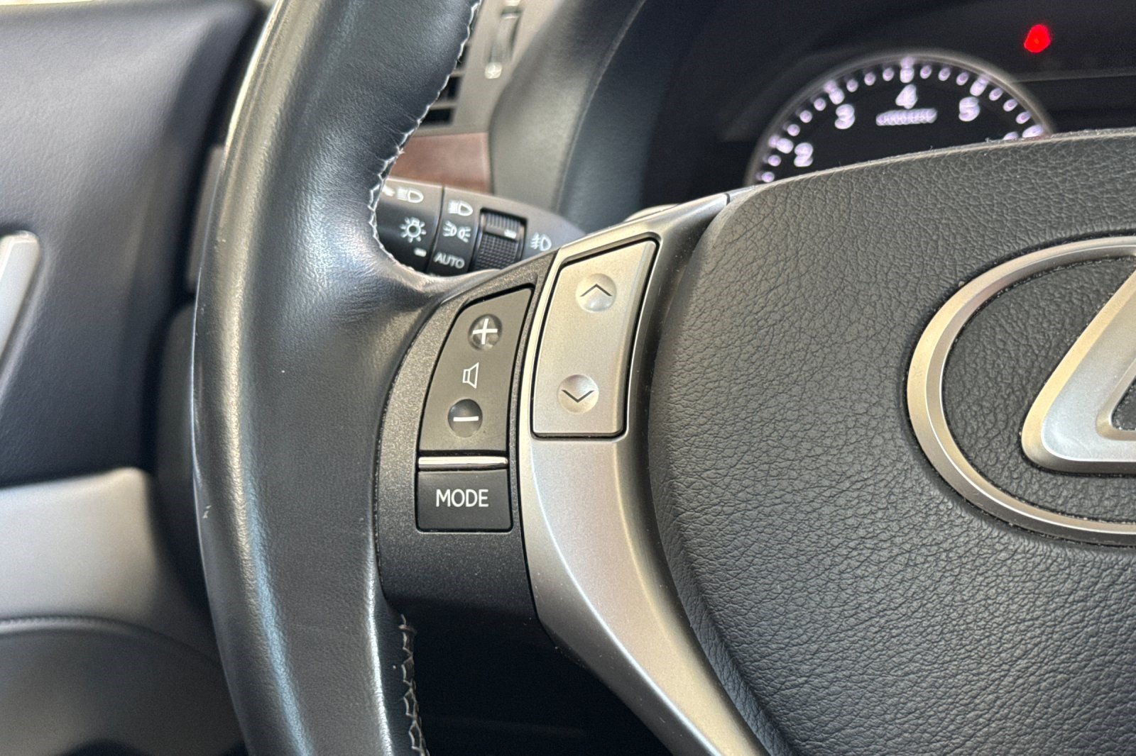 Used 2013 Lexus GS 350 w/ Premium Pkg RWD image 30