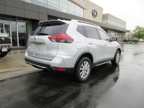 Used 2020 Nissan Rogue S w/ Special Edition Package AWD/4WD image 10
