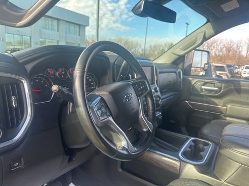 Used 2023 Chevrolet Silverado 3500 LTZ w/ LTZ Plus Package image 17