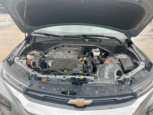 Used 2023 Chevrolet TrailBlazer LT image 28