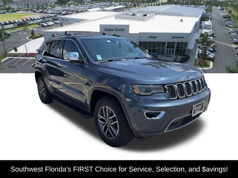 Used 2021 Jeep Grand Cherokee Limited w/ Premium Lighting Group AWD/4WD image 2