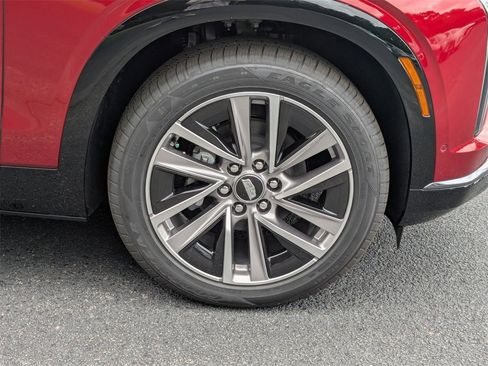 New 2026 Cadillac Vistiq Sport w/ LPO, Floor Liner Package image 14