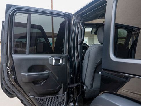 Used 2024 Jeep Wrangler Sport S AWD/4WD image 30