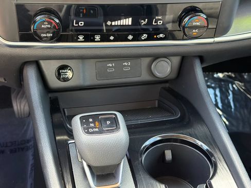 Certified 2024 Nissan Rogue SV AWD/4WD image 28