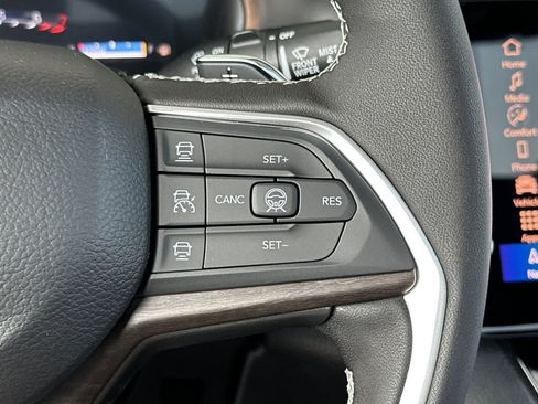 New 2026 Jeep Grand Cherokee L 4WD image 29