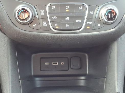 Used 2024 Chevrolet Equinox RS w/ LPO, Floor Liner Package AWD/4WD image 20