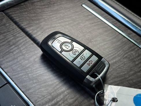 Used 2021 Ford Expedition Limited RWD image 29