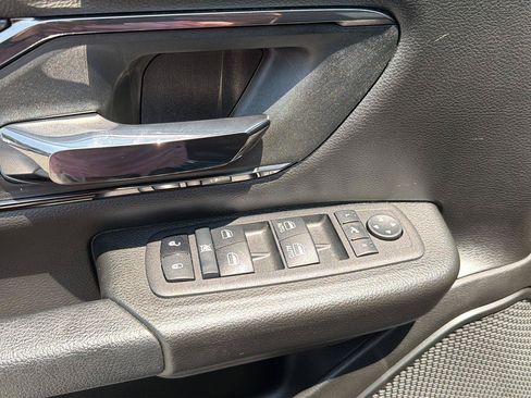 Used 2024 RAM 1500 Big Horn AWD/4WD image 34