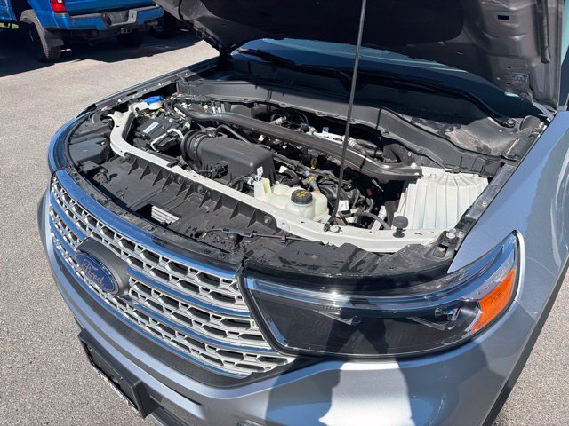 Used 2022 Ford Explorer Limited AWD/4WD image 55