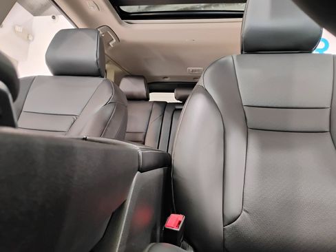 Used 2024 Nissan Rogue SV w/ SV Premium Package FWD image 48