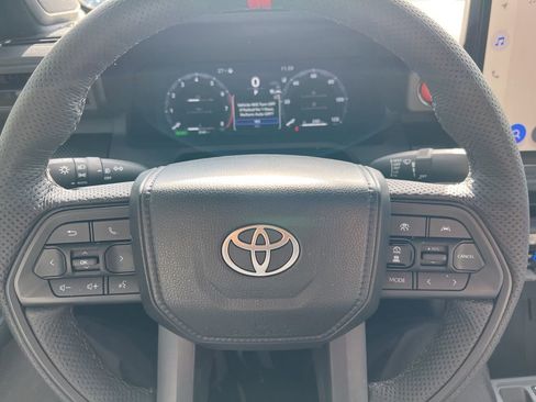 Used 2025 Toyota Tacoma TRD Pro image 15