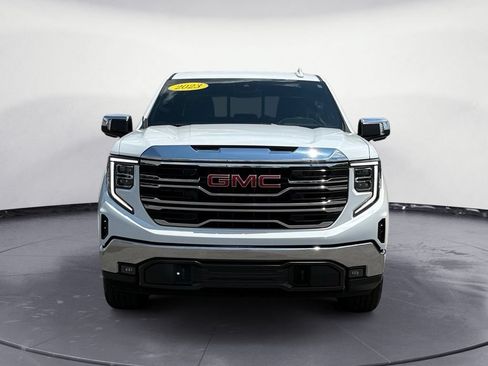 Used 2023 GMC Sierra 1500 SLT w/ SLT Premium Package AWD/4WD image 11