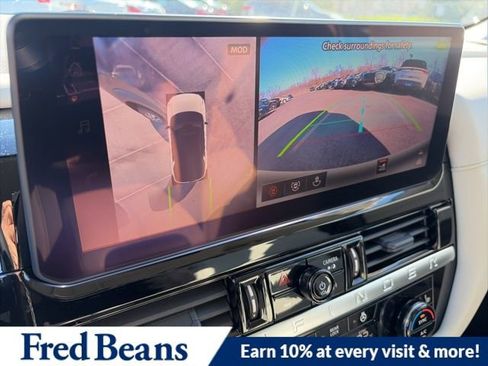 New 2026 Nissan Pathfinder SL image 17