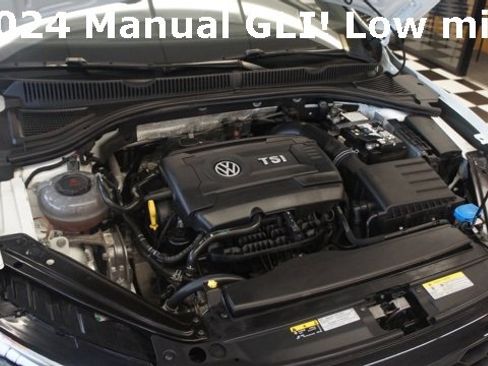 Used 2024 Volkswagen Jetta GLI 40th Anniversary Edition image 51