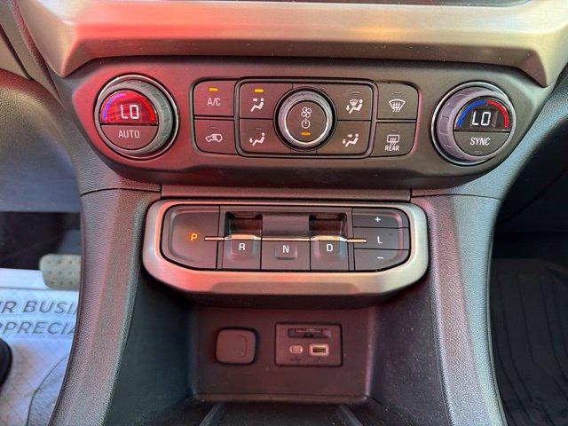 Used 2023 GMC Acadia Denali w/ Denali Ultimate Package AWD/4WD image 21