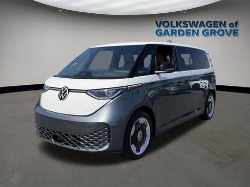 New 2025 Volkswagen ID. Buzz Pro S image 6