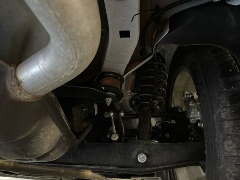 Used 2008 Chrysler Sebring Limited image 56