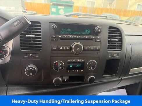 Used 2013 Chevrolet Silverado 1500 LT AWD/4WD image 16