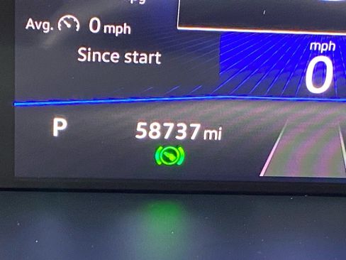 Certified 2024 Volkswagen Taos SE image 16