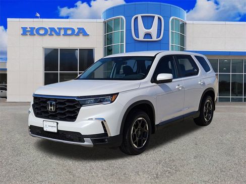 New 2025 Honda Pilot EX-L image 7