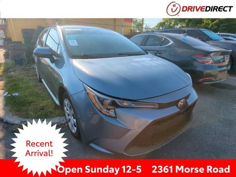 Used 2022 Toyota Corolla LE FWD image 1