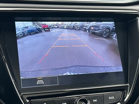 Used 2021 Chevrolet TrailBlazer RS w/ Sun and Liftgate Package image 19