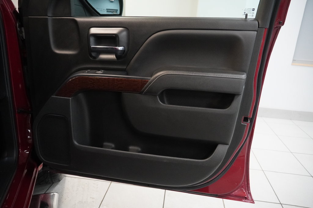 Used 2018 GMC Sierra 1500 SLE w/ SLE Value Package AWD/4WD image 23