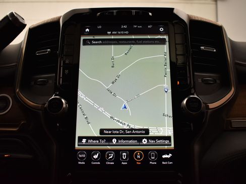 Used 2020 RAM 3500 Limited image 29