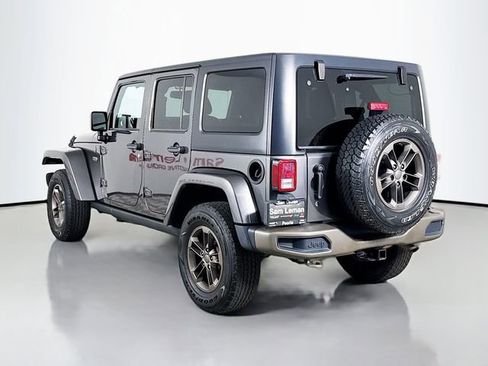 Used 2017 Jeep Wrangler Unlimited Sahara image 5