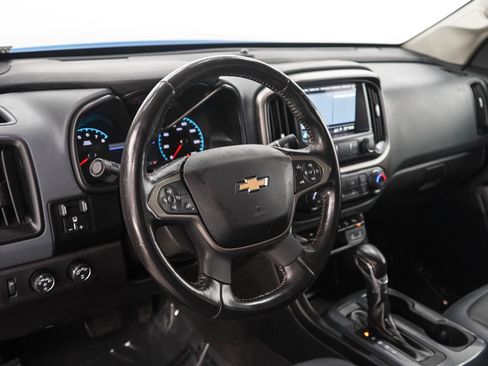 Used 2022 Chevrolet Colorado Z71 AWD/4WD image 19