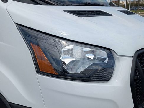 New 2026 Ford Transit 250 148 Medium Roof image 9