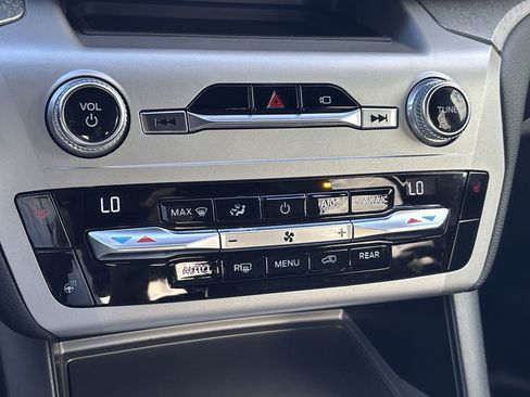 Certified 2021 Ford Explorer Timberline image 21