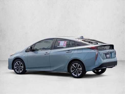 Used 2016 Toyota Prius Four Touring image 8