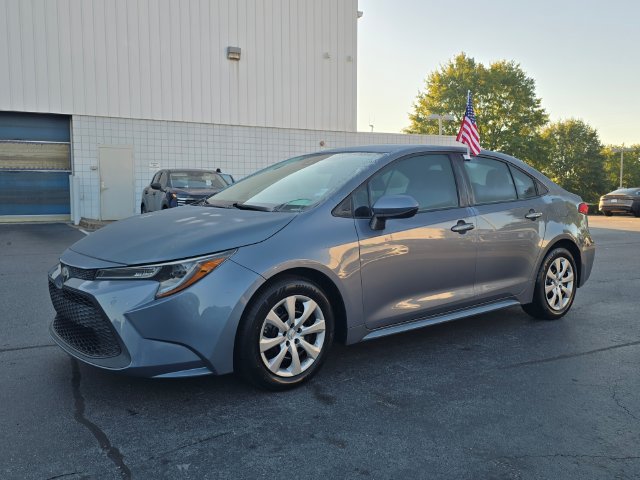 Used 2020 Toyota Corolla LE FWD image 7