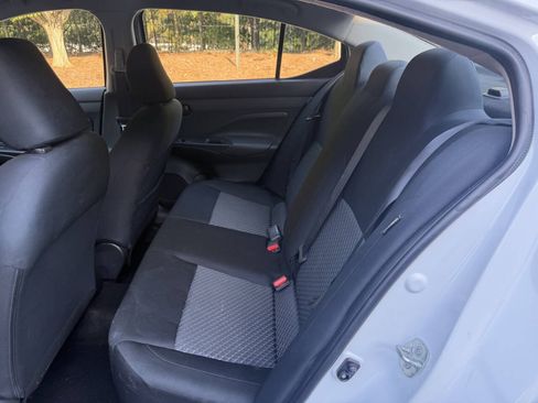 Used 2023 Nissan Versa S FWD image 12