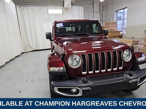 Used 2021 Jeep Gladiator Overland w/ Popular Equipment Package image 3