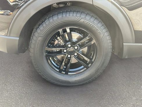 Used 2021 Ford Explorer XLT w/ Equipment Group 202A RWD image 30