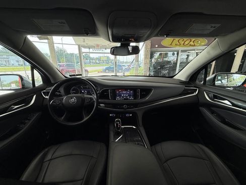 Used 2021 Buick Enclave Essence w/ LPO, Touring Package image 43