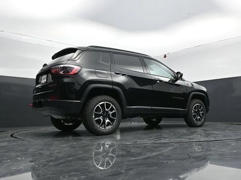 New 2026 Jeep Compass Trailhawk w/ Trailer Tow Group AWD/4WD image 59