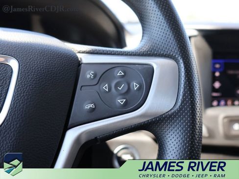 Used 2024 GMC Terrain SLE FWD image 27