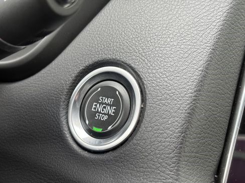 Certified 2023 Cadillac XT4 Premium Luxury image 26