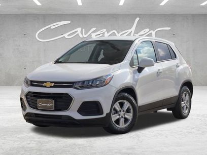 Used 2022 Chevrolet Trax LS w/ Tint and Cruise Package