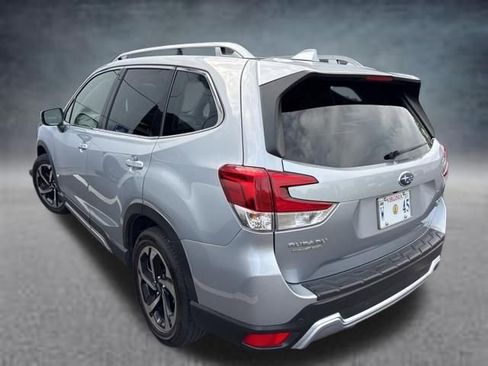 Used 2023 Subaru Forester Touring AWD/4WD image 6