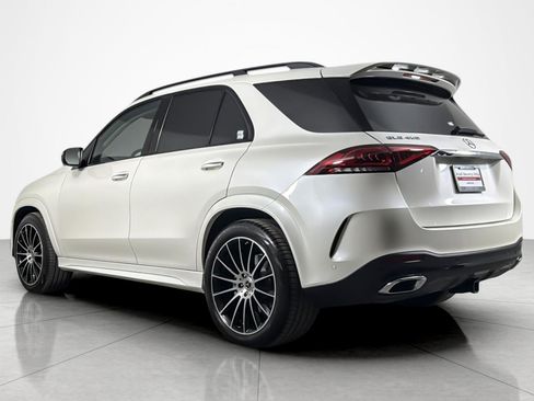 Used 2023 Mercedes-Benz GLE 450 4MATIC w/ AMG Line Exterior image 3